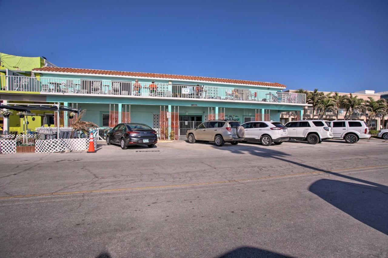 Tropical Pass-A-Grille Gem With Direct Beach Access! セント・ピート・ビーチ エクステリア 写真